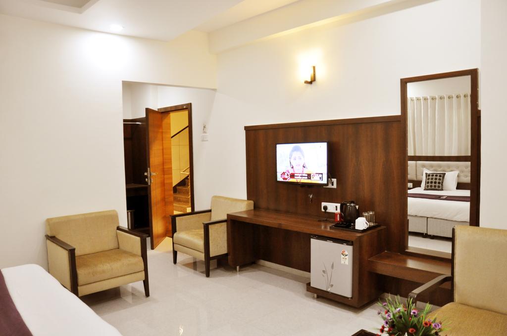 Hotel Sai Shubham 4