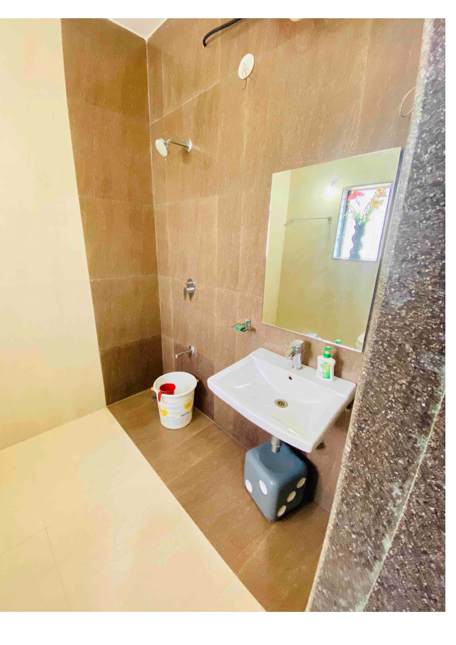 Triveni stays Blue Gum 3bhk - Tap to explore photos