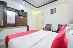 Hotel O Alpen Rose, Haridwar