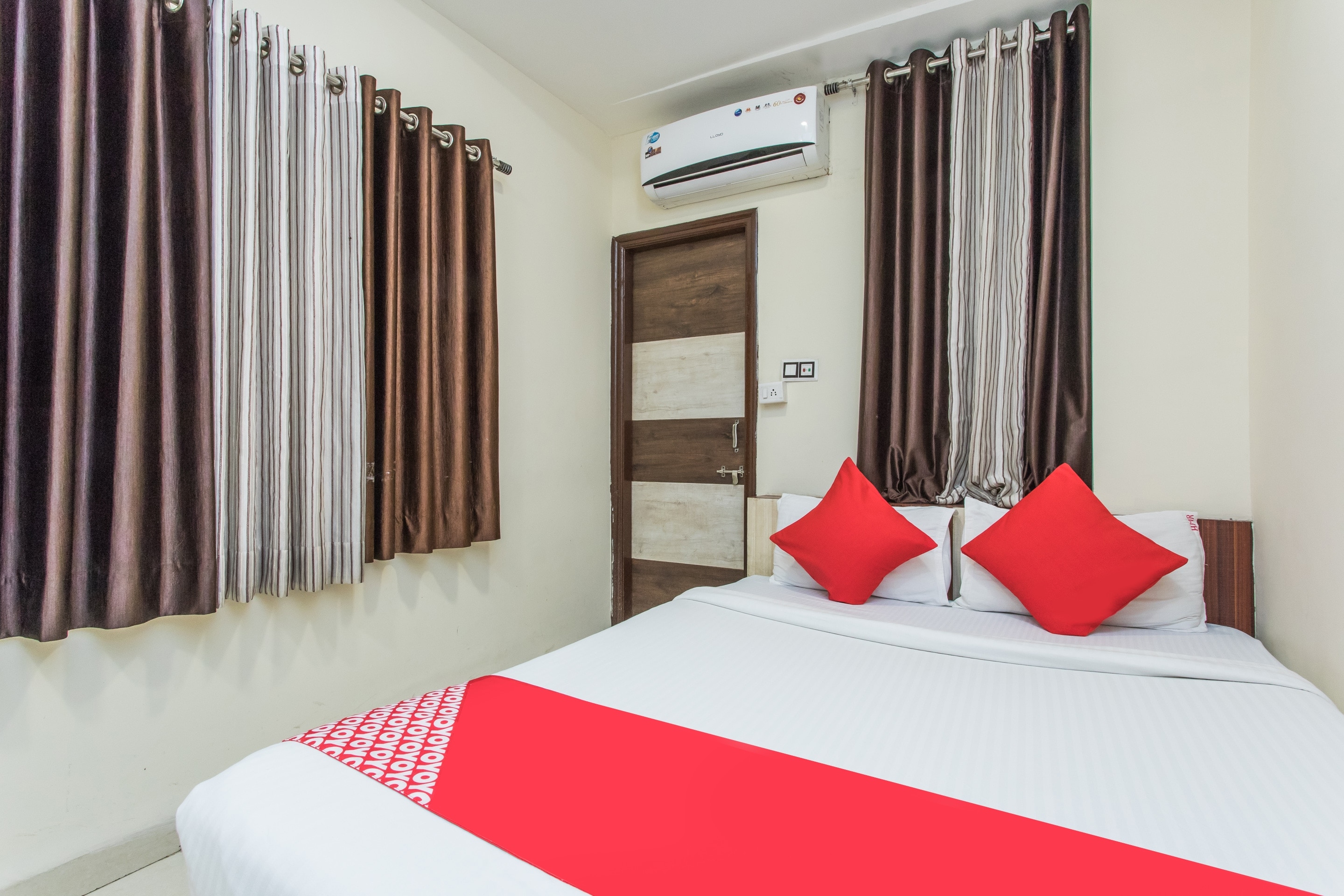 Capital O Mehar Residency - Tap to explore photos