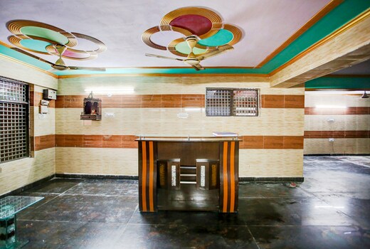 Hotel O DS Palace