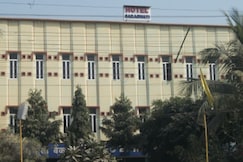 Hotel Saraswati, Mughal Sarai