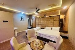 HOTEL ROYAL INN, Mundra