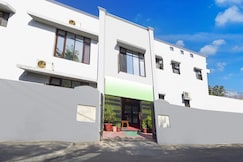 Hotel O Homewood Suites And Guest House, Jammu