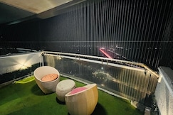 Landin2Home Stays, Noida