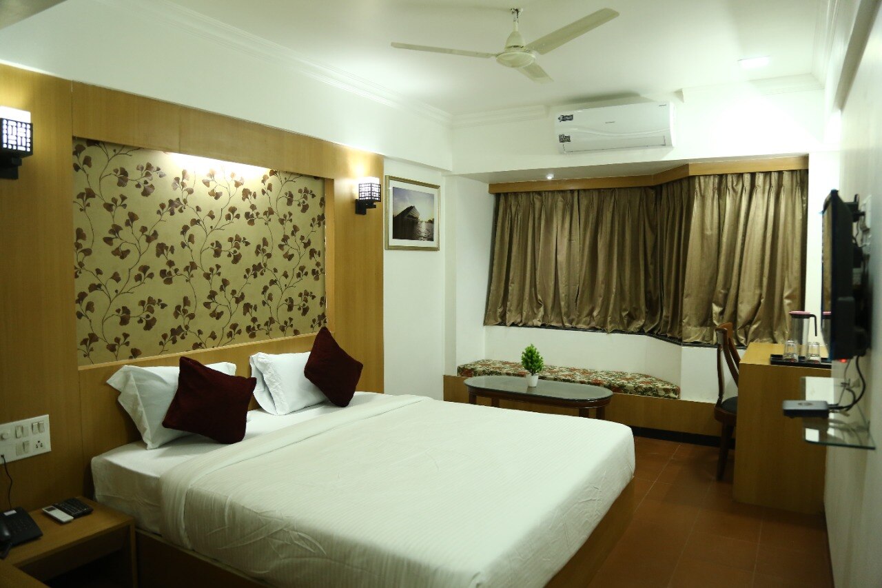 Hotel Kewal - Tap to explore photos