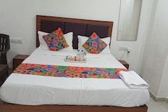 HOTEL GREEN PARK, Bavla