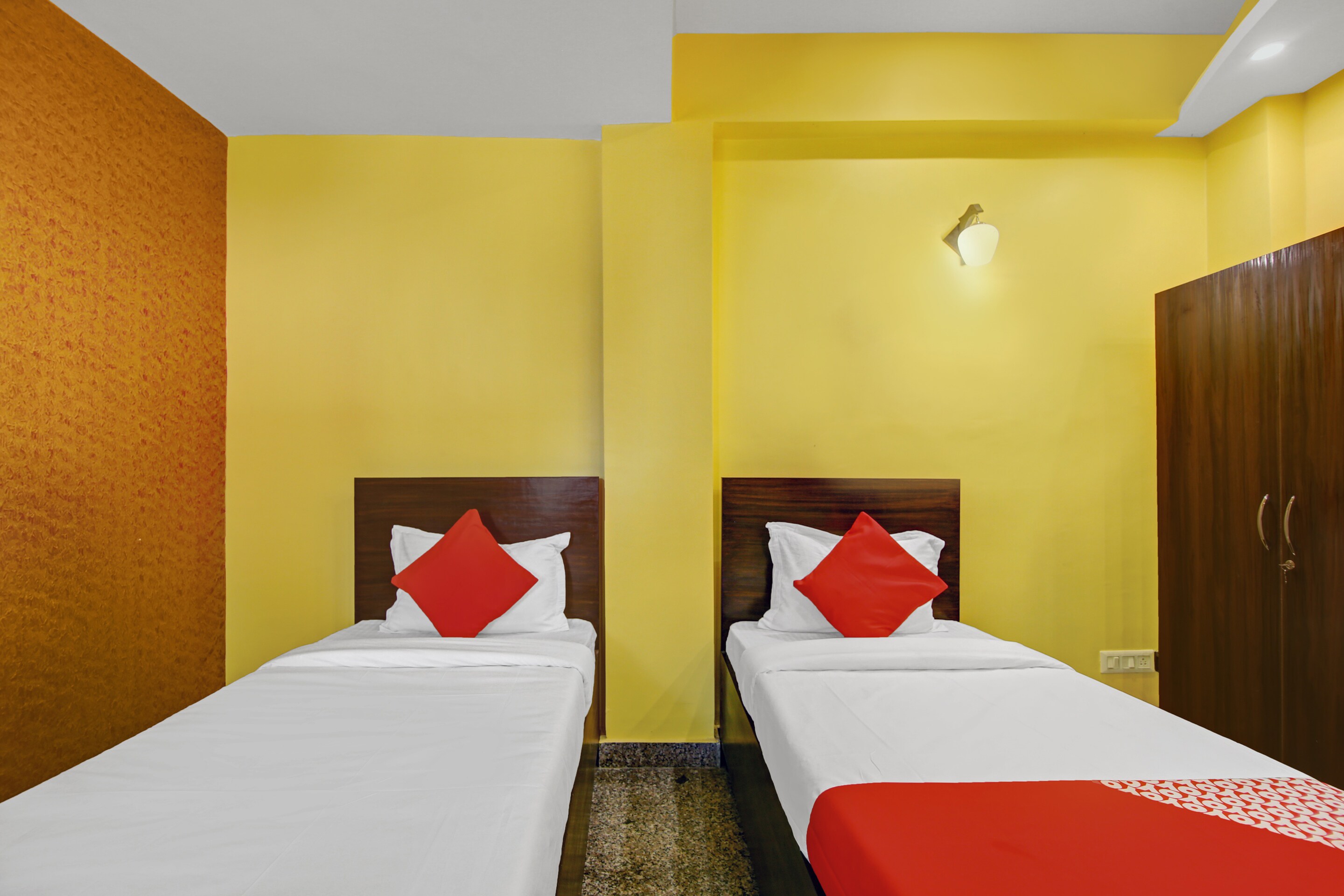 Hotel O Rising stay Hotel - Tap to explore photos