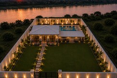 Farms By The Yano Retreat, Noida