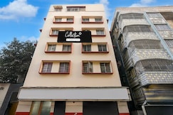 Collection O Park Street Metro Station Formerly Park Platinum, Kolkata