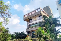HOTEL FARHAT EXECUTIVE , Sangamner