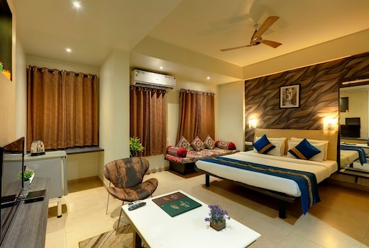 Hotel Orient Crown