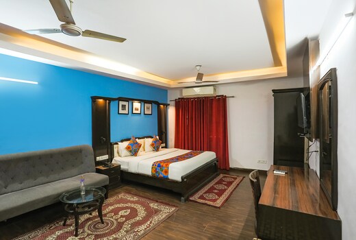 FabHotel Veetara