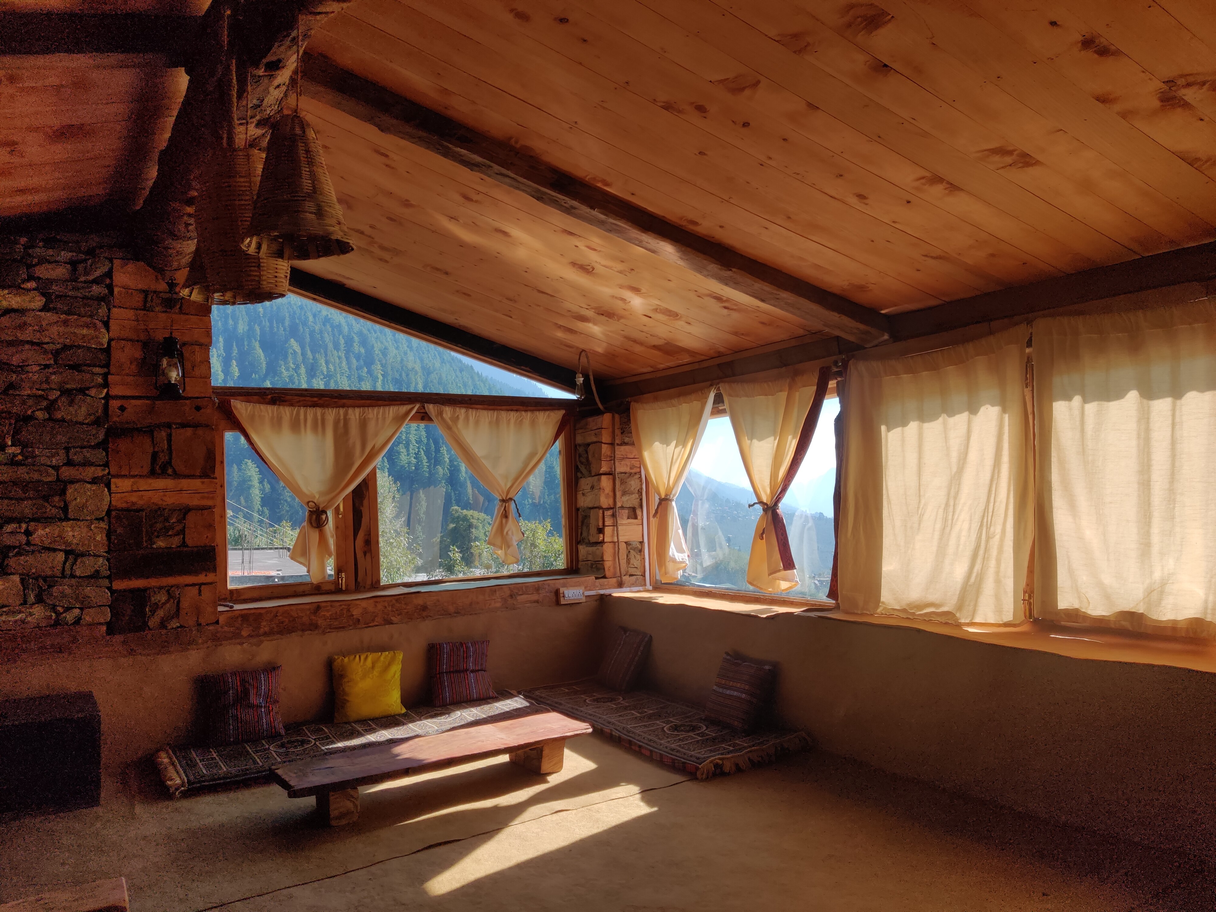 Reset Life Home Stay - Tap to explore photos