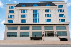 Clubhouse by CheckIn Amritsar, Amritsar
