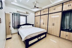 MHR Vacation Home & Mini Function Hall, Khammam