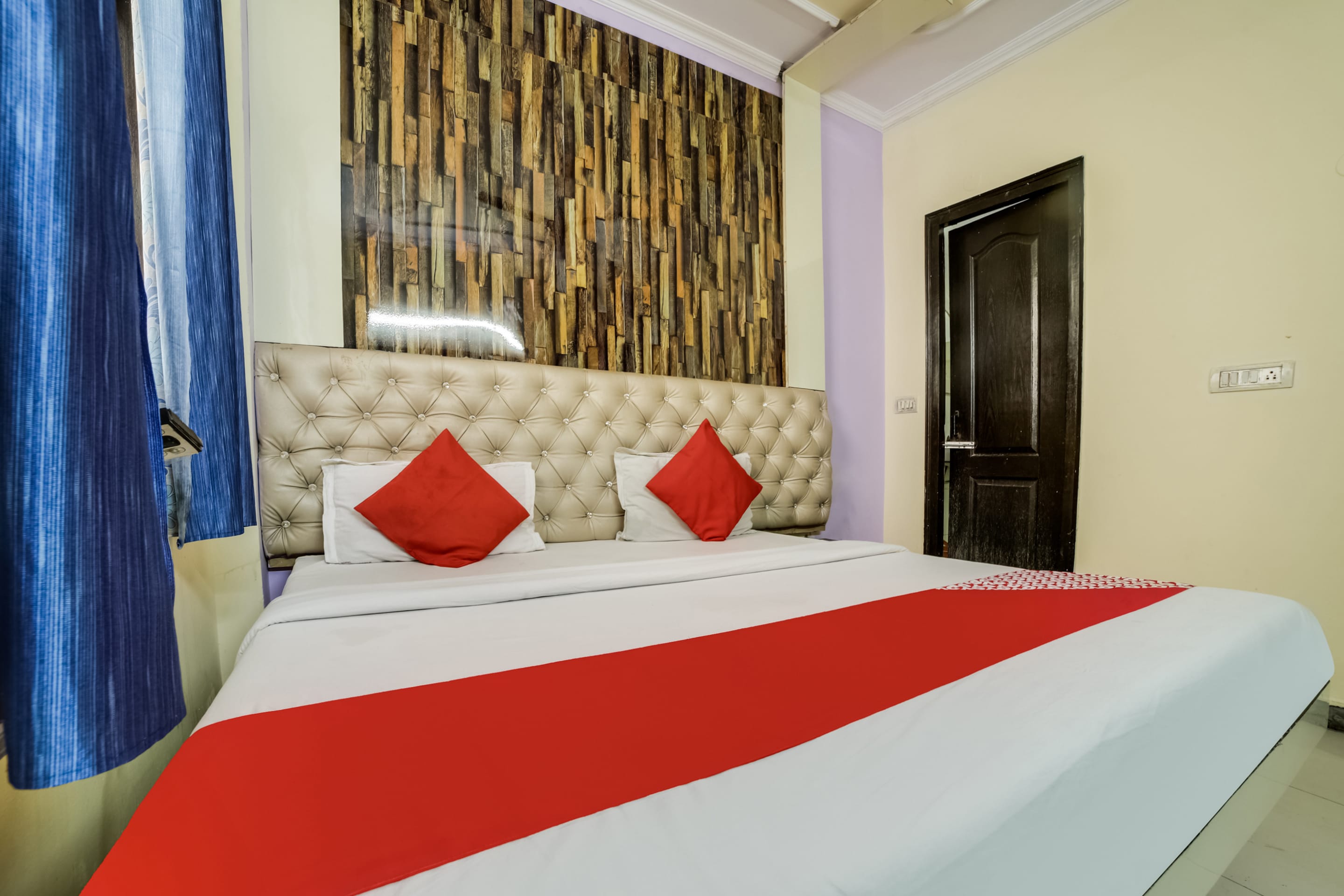 Hotel O Radha Krishna - Tap to explore photos