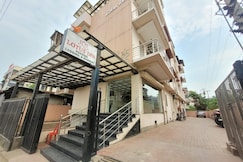 Lotus Inn | Fooding Lodging & Banquet, Guwahati