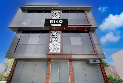 Super Hotel O Gomti Nagar Near Amity Formerly Hotel Green Apple