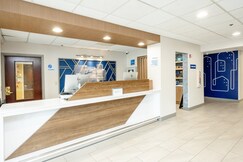 Holiday Inn Express Hotel & Suites Charleston-Ashley Phosphate, Berkeley