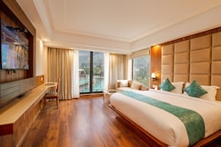 SVH  A Centrally Heated/AC Luxury Boutique Hotel, Manali