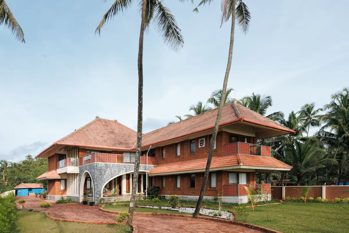 Lahari Beach Villa by EWA