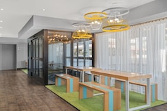 Spark by Hilton Bakersfield Central, Kern