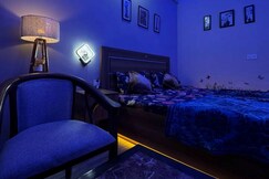 Crown Suites, Dadri
