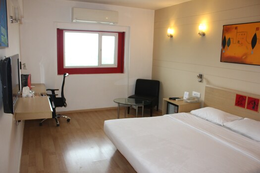 Red Fox Hotel Jaipur Jaipur Inr 441 Off 3 9 9 9 Hotel