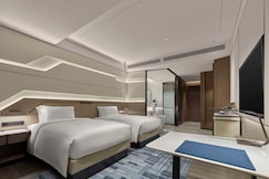Hilton Shanghai Hongqiao International Airport, Shanghai