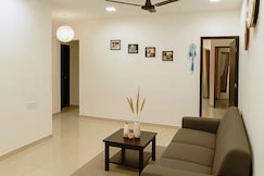 Pixiestays Santacruz, Mumbai