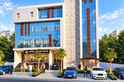 hotel grand spice, Etah