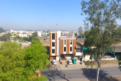 ALMOND LEAF, Kurukshetra