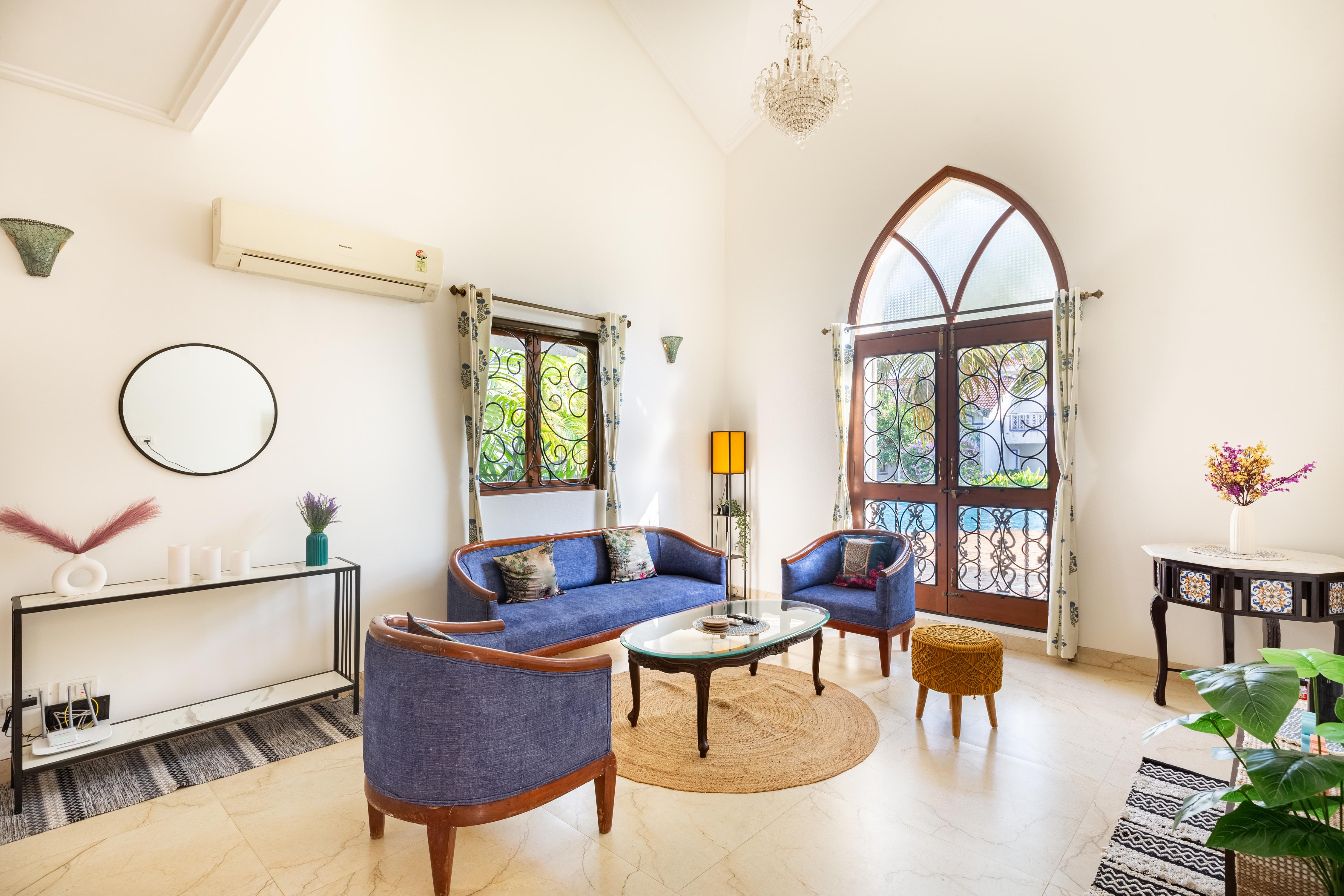 Beautiful duplex 3bhk pool facing villa in Siolim - C18 - Tap to explore photos