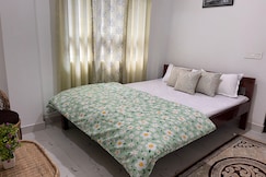 Cozy nest  1  with a great view from terrace, Darjeeling