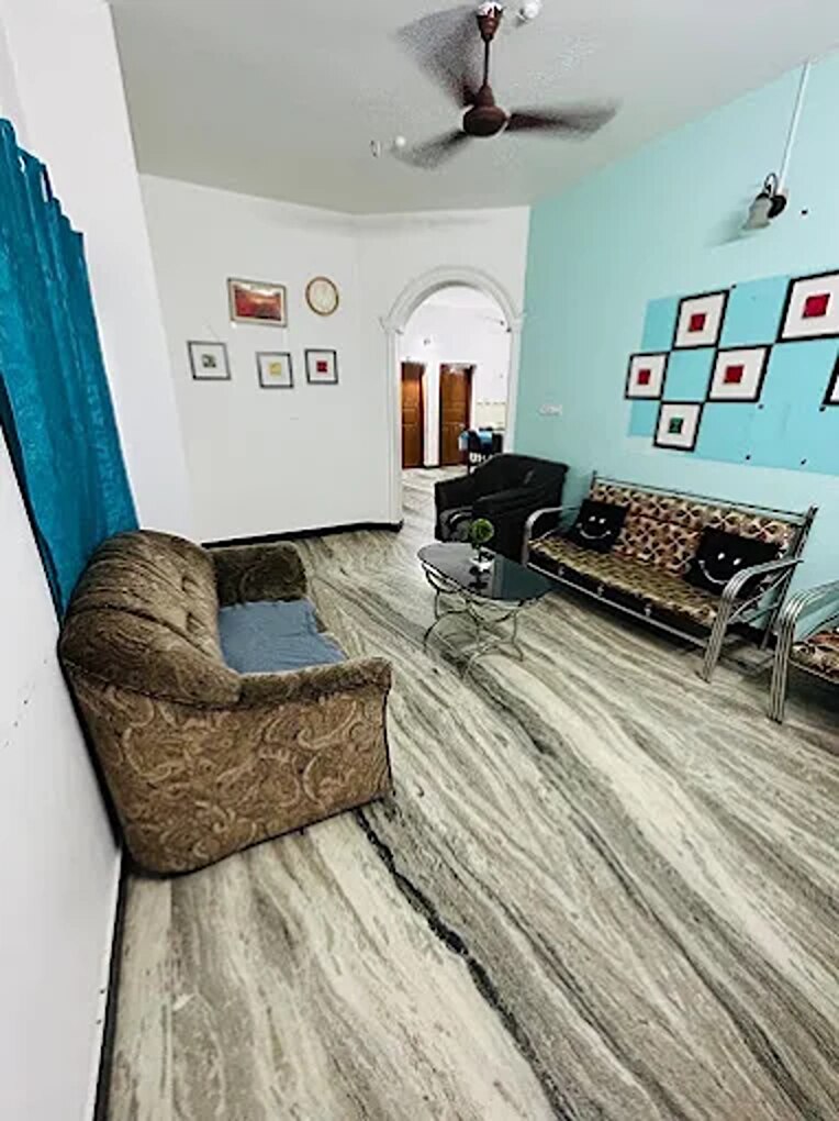 Bacadi Inn Holiday Home - Tap to explore photos