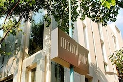 Hotel Metropole, Kolkata