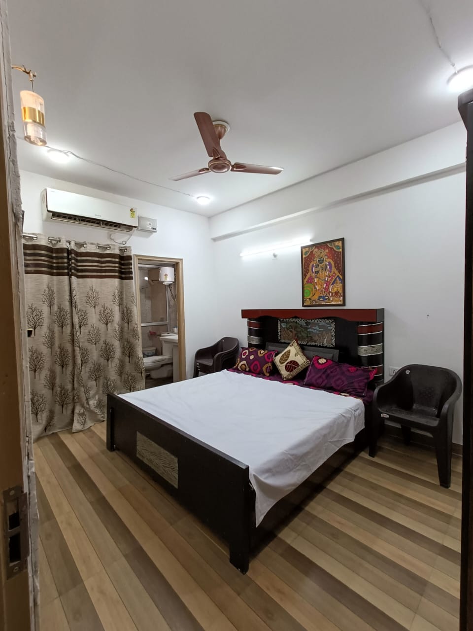 Krishna apartment - Tap to explore photos