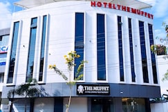 Hotel The Muffet, Indore