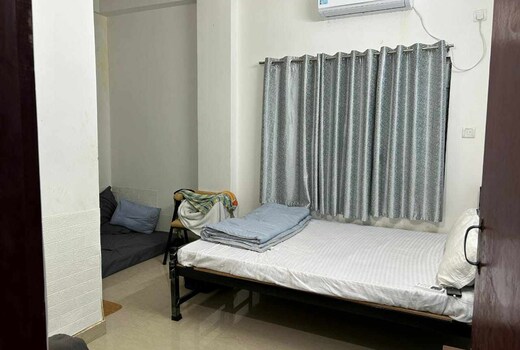 Khenno guest house