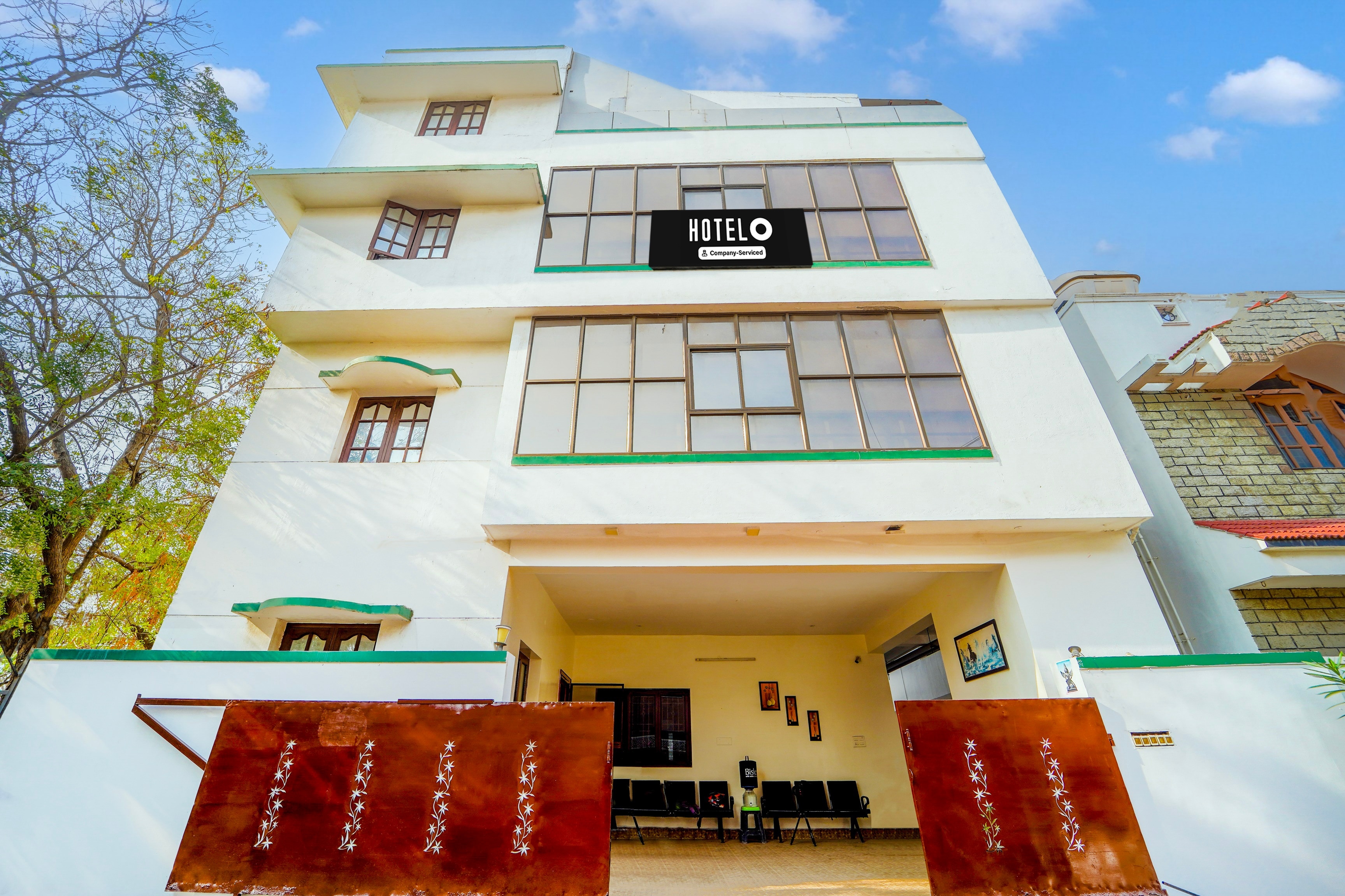 Super Hotel O Singanallur Coimbatore - Tap to explore photos