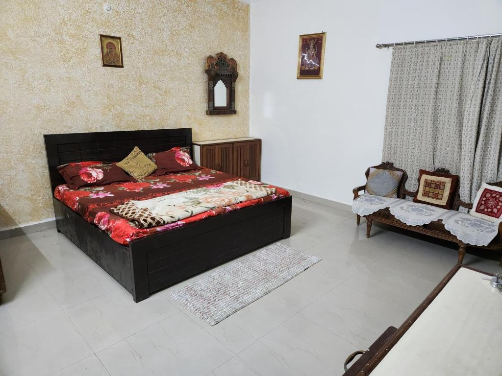 Shri Achyutam Villas - Tap to explore photos
