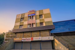 FabHotel Wagholi Inn, Pune