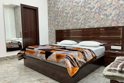 HOTEL LUXURY INN, Abohar