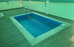 Swimming Pool 1