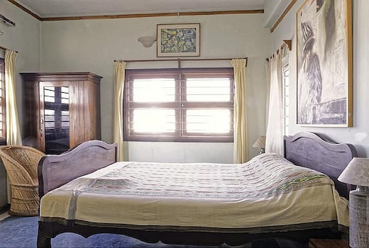 Her View I Luxe Room & Kitchen