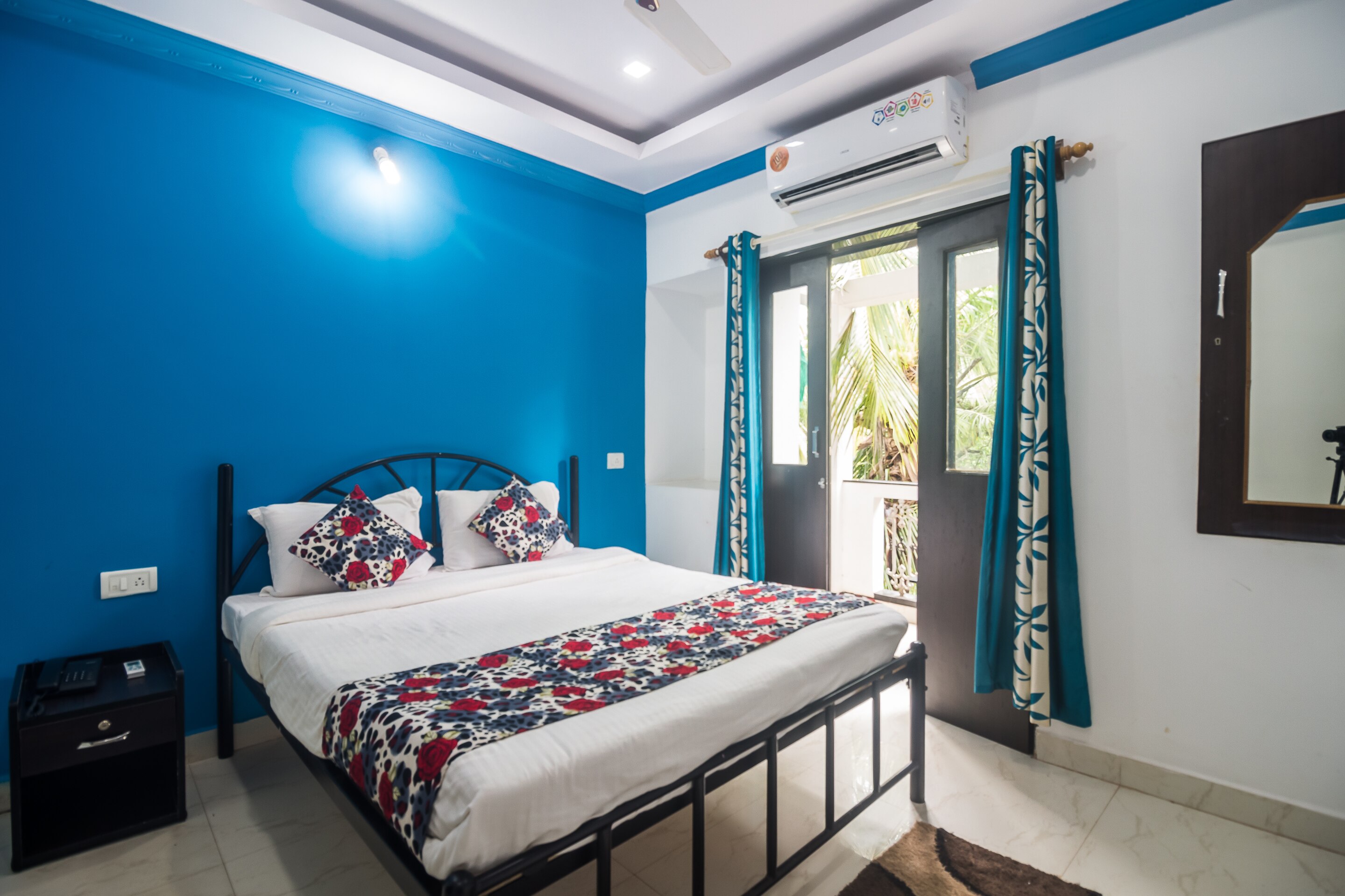 Celina Guest House - Tap to explore photos