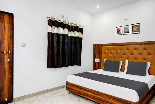 SPOT ON Hotel Raj Villa