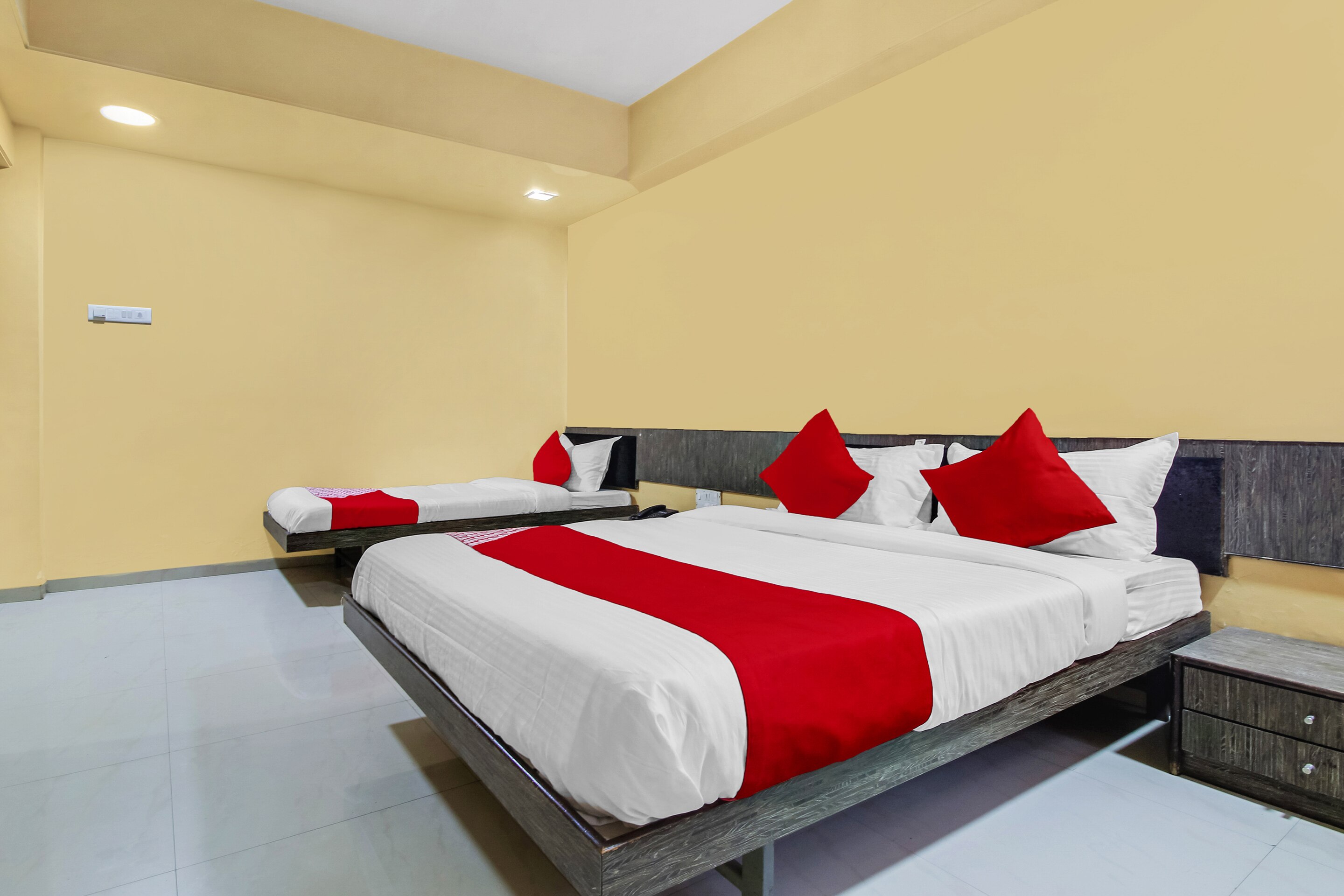 Hotel O Priyanka Residency - Tap to explore photos