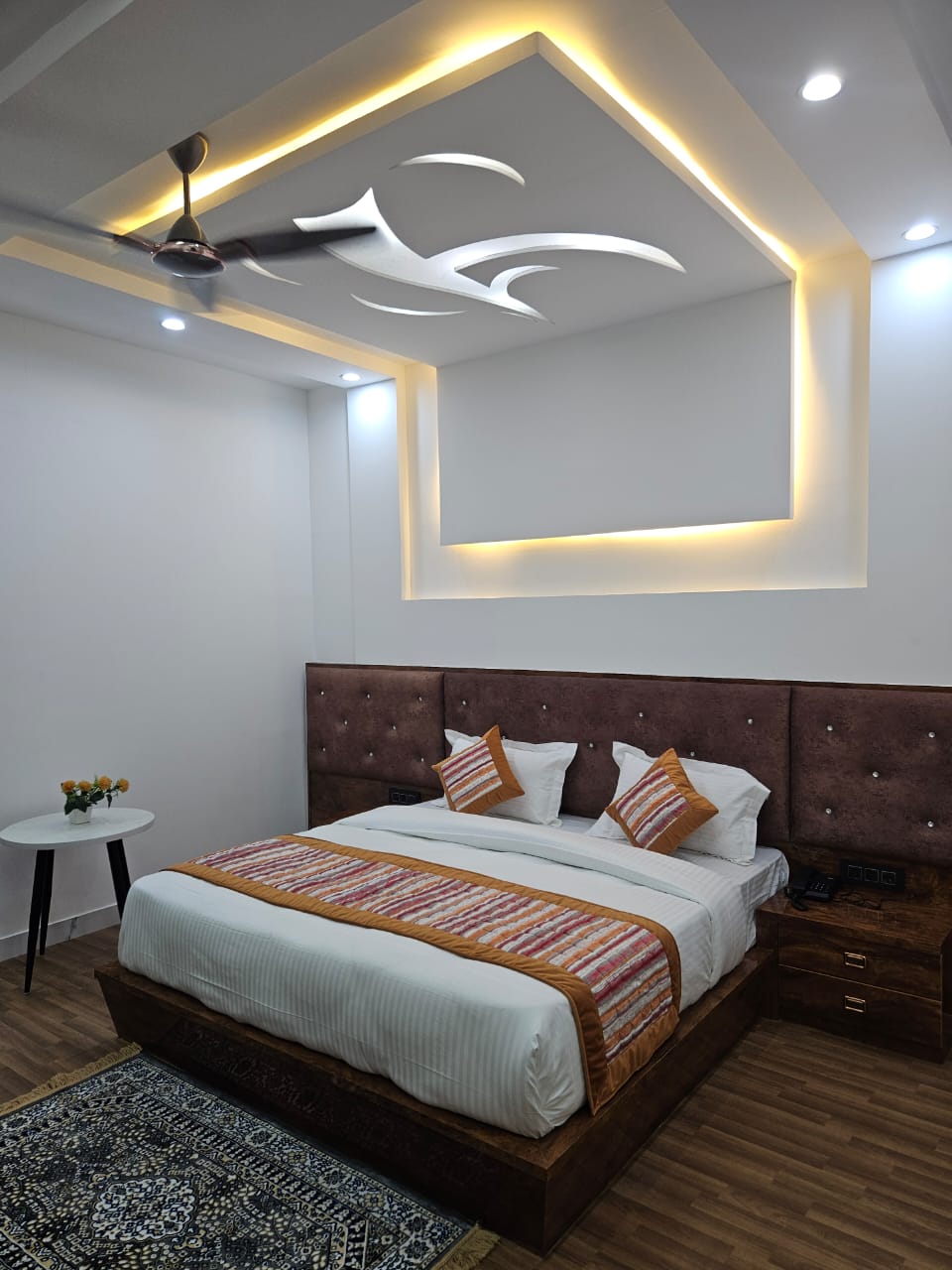 Hotel Parth Residency - Tap to explore photos